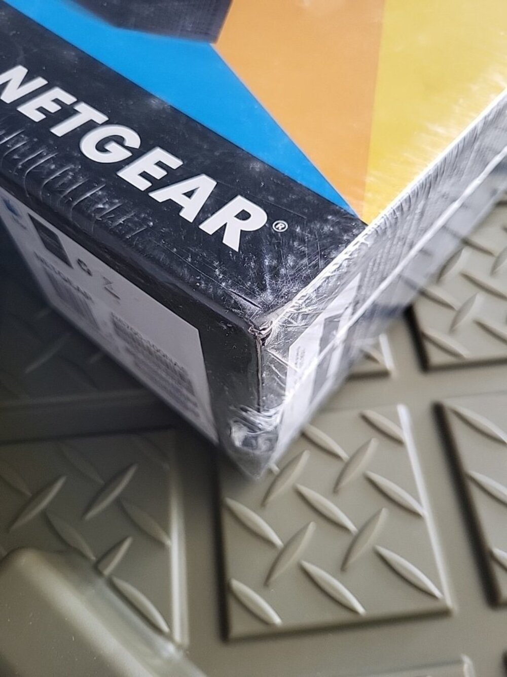 NETGEAR R6700 Nighthawk AC1750 Smart WiFi Router R6700-100NAS NEW FACTORY SEALED - Picture 5 of 6